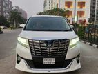 Toyota Alphard 2018 e four