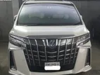 Toyota Alphard . 2019