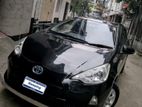 Toyota Aqua . 2013