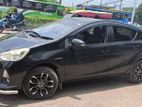 Toyota Aqua . 2013