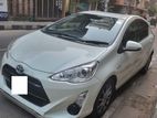 Toyota Aqua 2015