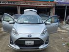 Toyota Aqua 5 Seater 2018