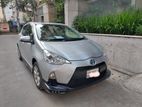 Toyota Aqua HYBRID-1500 CC. 2012