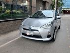 Toyota Aqua HYBRID-1500 CC,M- 2012