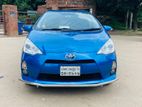 Toyota Aqua Hybrid 2013