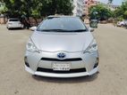 Toyota Aqua Hybrid 2013