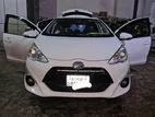 Toyota Aqua hybrid 2015