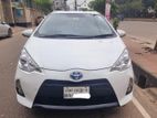 Toyota Aqua Hybrid Super Fresh 2013