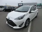 Toyota Aqua S Hybrid 2020