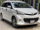 Toyota Avanza . 2012