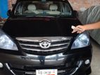 Toyota Avanza 7 siter 2010