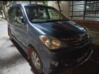 Toyota Avanza . 2010