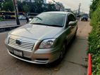 Toyota Avensis luxurious 2004