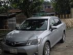 Toyota Axio . 2014