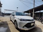 Toyota Axio . 2015