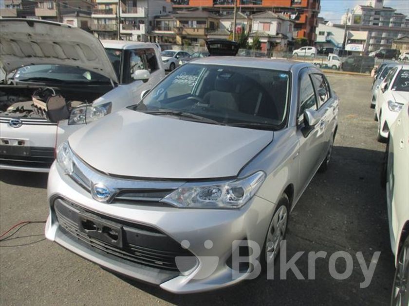 Toyota Axio 2018 for Sale in Baridhara | Bikroy