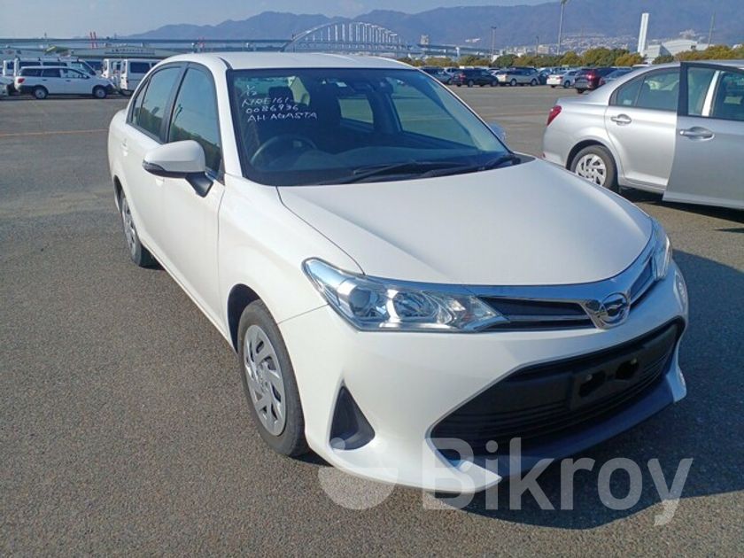 Toyota Axio EX NON HYBRID WHITE 2020 for Sale in Baridhara | Bikroy