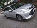 Toyota Axio hybird 2015