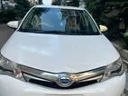 Toyota Axio Hybrid 2014