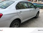 Toyota Axio . 2013