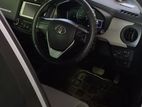 Toyota Axio X HYBRID 2014