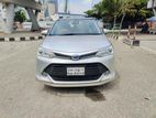 Toyota Axio X Hybrid 2016