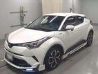 Toyota C-HR . 2019