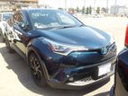 Toyota C-HR . 2019