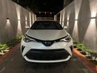 Toyota C-HR . 2019