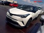 Toyota C-HR 4 GLED PEARL(2 TONE) 2019