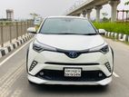 Toyota C-HR G LED 2017