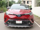 Toyota C-HR G LED 2017