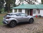 Toyota C-HR G LED 2017