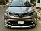 Toyota C-HR G LED 2017