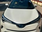 Toyota C-HR . 2018