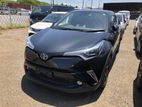 Toyota C-HR G LED 2019