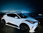 Toyota C-HR Hybrid 2017