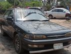 Toyota Carina . 1992