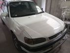 Toyota Corolla . 1995