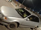 Toyota Corolla . 1996