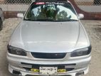 Toyota Corolla . 1995