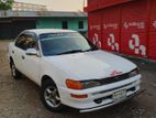 Toyota Corolla . 1994