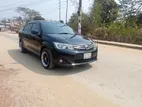 Toyota Corolla AXIO 2013
