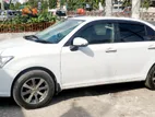 Toyota Corolla Axio 2014