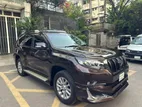 Toyota Corolla Cross Land Cruiser TX 2017