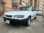 Toyota Corolla DX EE111 1995