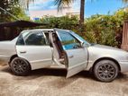 Toyota Corolla . 1998
