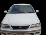 Toyota Corona . 2001