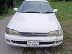 Toyota Corona . 1996