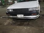 Toyota Corona . 1990
